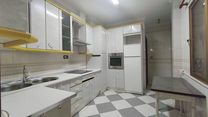 Image No.9-4 Bed Townhouse for sale