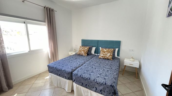 Image No.35-5 Bed Townhouse for sale