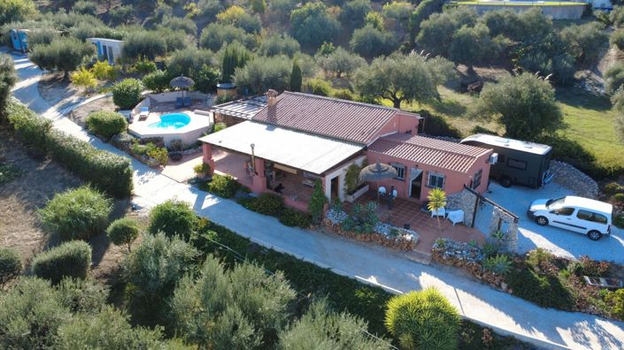 Image No.47-3 Bed Country House for sale