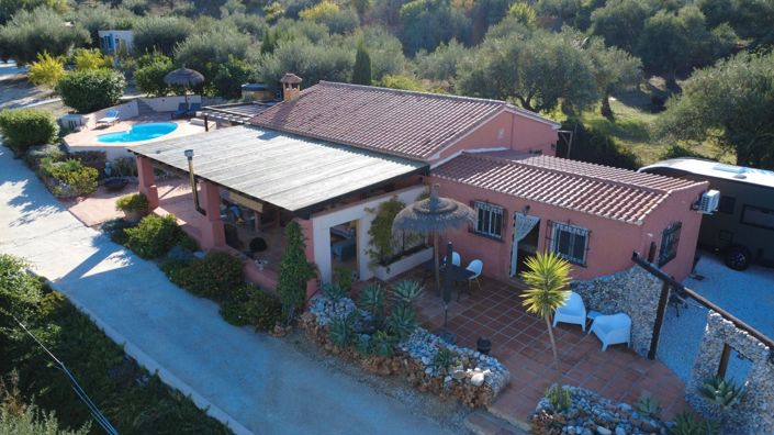 Image No.8-3 Bed Country House for sale