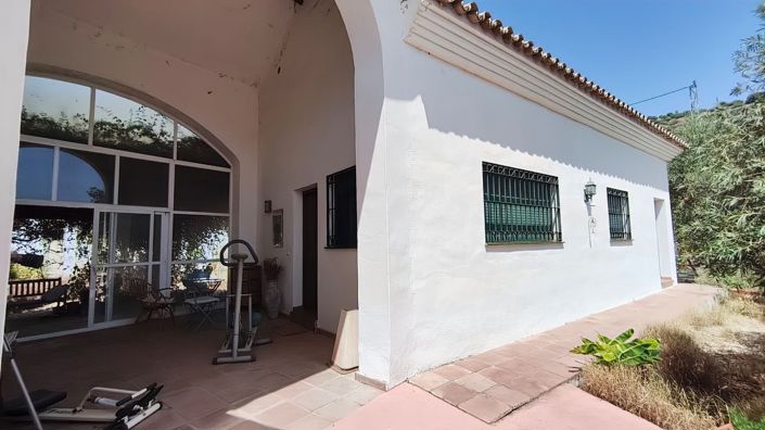 Image No.15-3 Bed Country House for sale