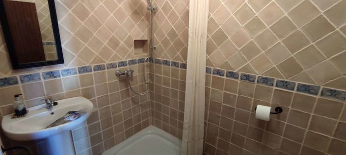 Image No.20-5 Bed Country House for sale