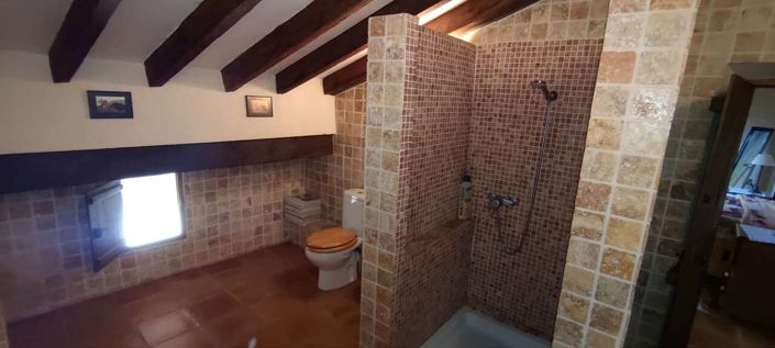 Image No.39-5 Bed Country House for sale