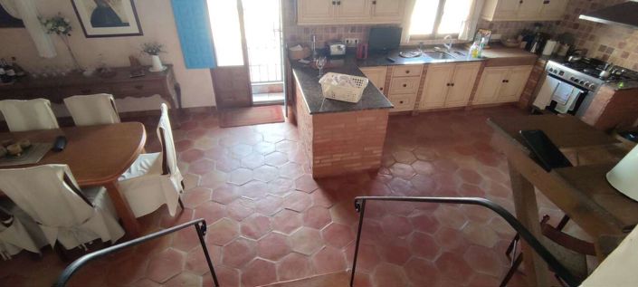 Image No.40-5 Bed Country House for sale