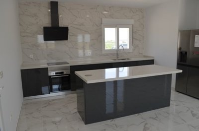 10276-villa-for-sale-in-pinoso-482971-large