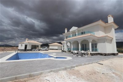 10273-villa-for-sale-in-pinoso-482847-large
