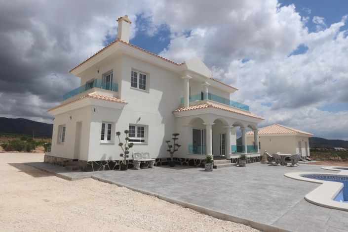 Image No.19-4 Bed Villa for sale