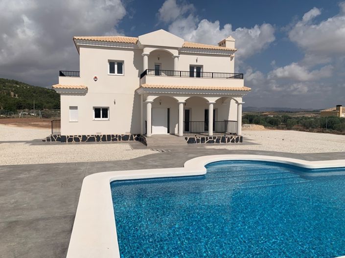 Image No.3-4 Bed Villa for sale