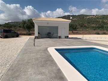 10273-villa-for-sale-in-pinoso-482841-large