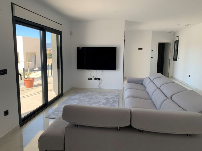 Image No.10-4 Bed Villa for sale