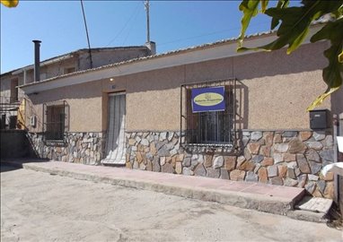 48-bungalow-for-sale-in-heredades-1-large