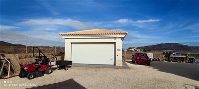 10936-villa-for-sale-in-pinoso-561374-large
