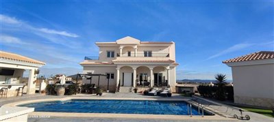 10936-villa-for-sale-in-pinoso-561367-large