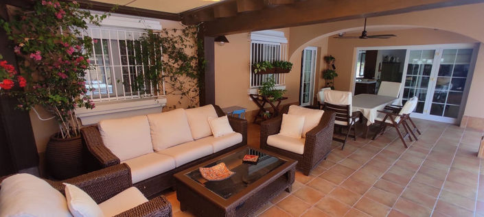 Image No.2-4 Bed Villa for sale