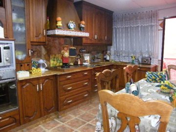 16-town-house-for-sale-in-daya-nueva-7-large
