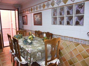 16-town-house-for-sale-in-daya-nueva-9-large