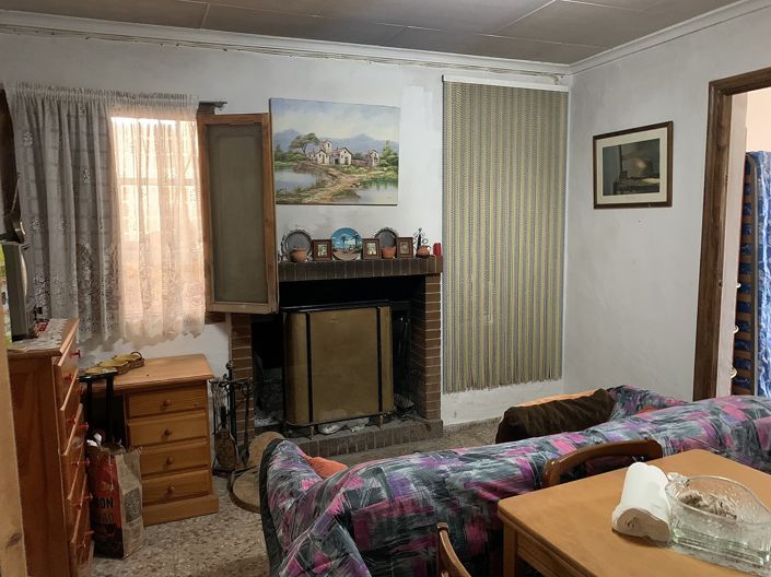 Image No.11-4 Bed Country House for sale