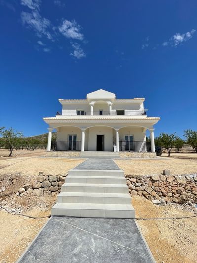 Image No.46-4 Bed Villa for sale