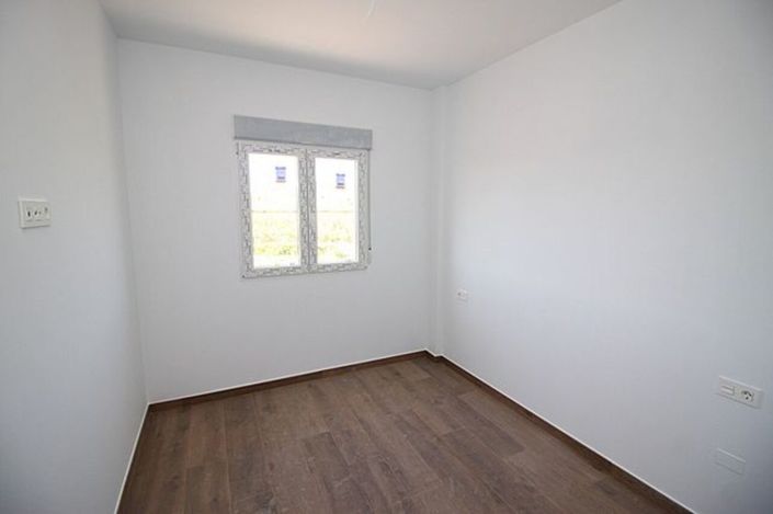 Image No.18-3 Bed Villa for sale