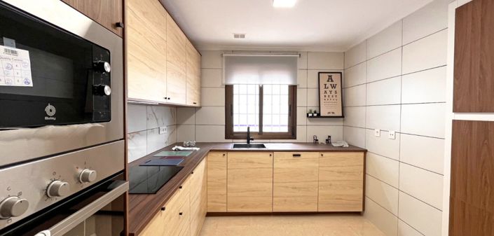 Image No.12-3 Bed Townhouse for sale