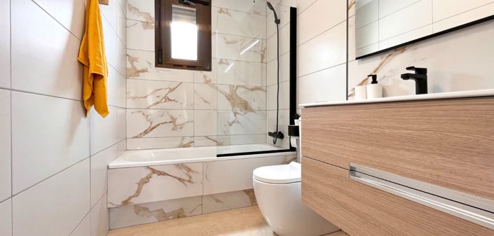 Image No.24-3 Bed Townhouse for sale