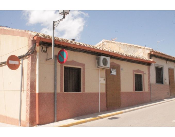 Image No.5-3 Bed Townhouse for sale