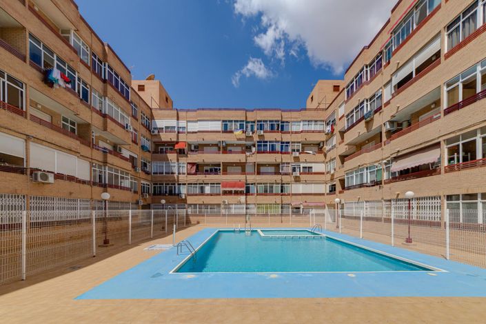 Image No.1-Appartement de 1 chambre à vendre à Torrevieja