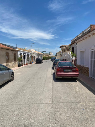 Image No.2-2 Bed Townhouse for sale