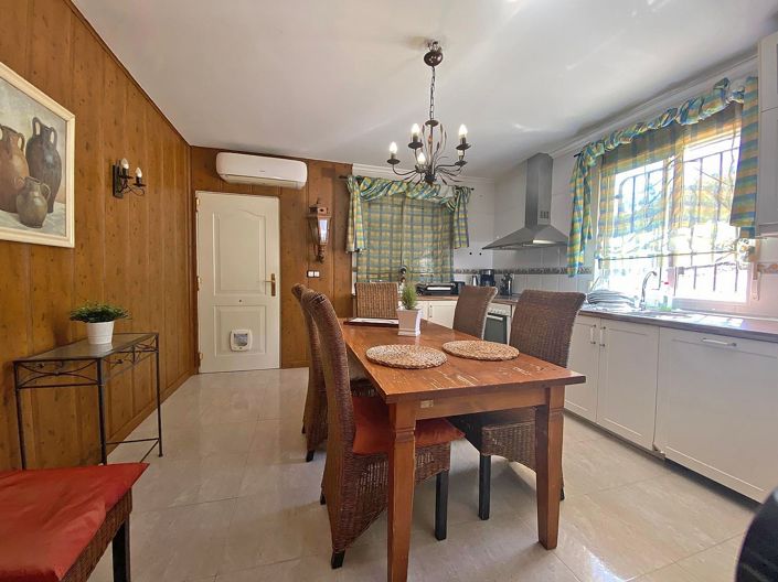 Image No.5-3 Bed Villa for sale