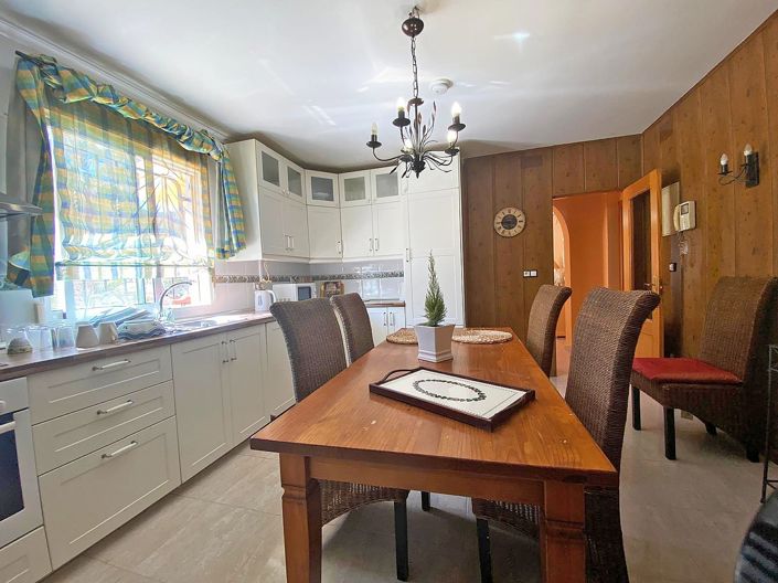 Image No.6-3 Bed Villa for sale