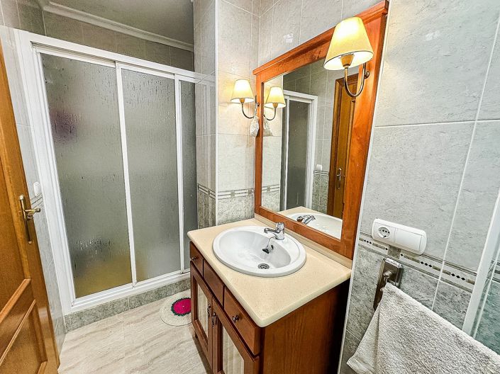 Image No.22-3 Bed Villa for sale