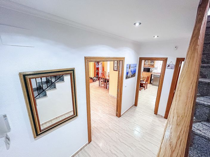 Image No.5-3 Bed Villa for sale