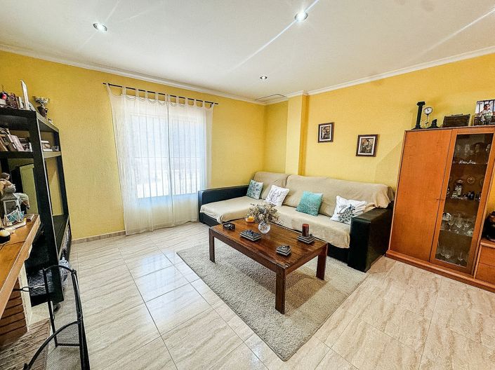 Image No.8-3 Bed Villa for sale