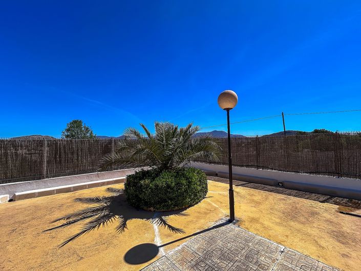 Image No.16-6 Bed Villa for sale