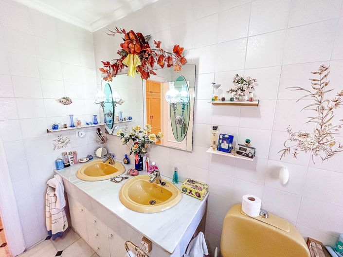 Image No.35-6 Bed Villa for sale