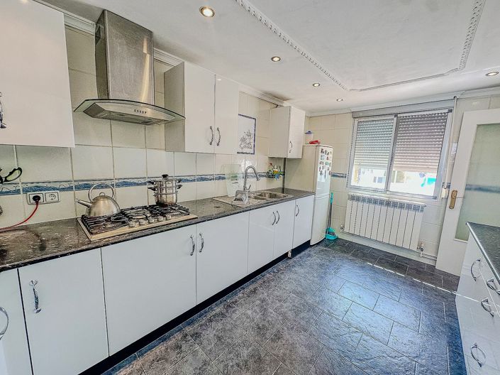 Image No.15-3 Bed Villa for sale