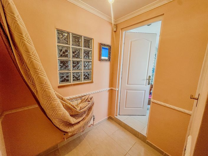 Image No.21-3 Bed Villa for sale