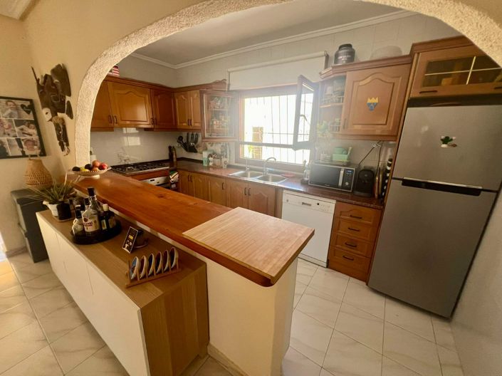 Image No.11-4 Bed Apartment for sale