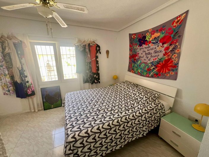 Image No.12-4 Bed Apartment for sale