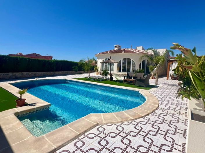 Image No.28-4 Bed Apartment for sale