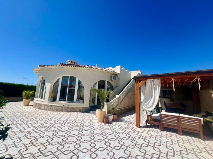 Image No.30-4 Bed Apartment for sale