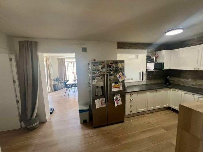 Image No.39-4 Bed Apartment for sale