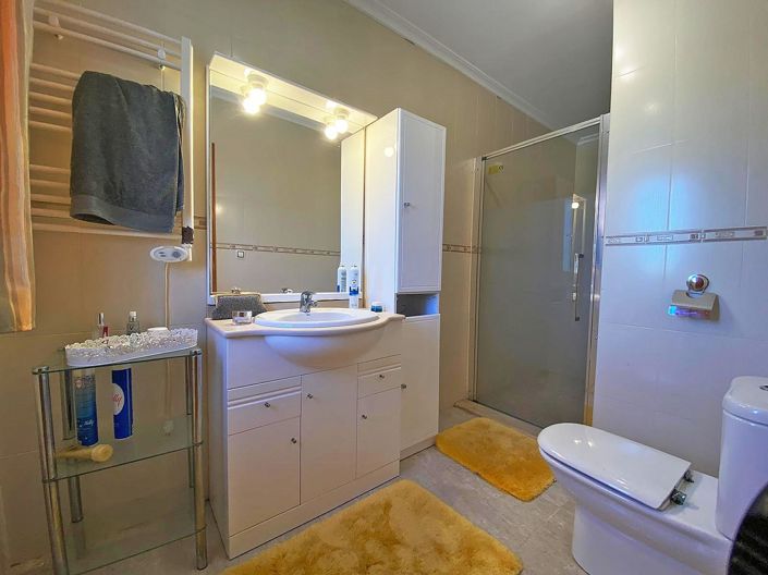 Image No.8-3 Bed Villa for sale