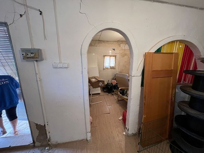 Image No.14-2 Bed Country House for sale