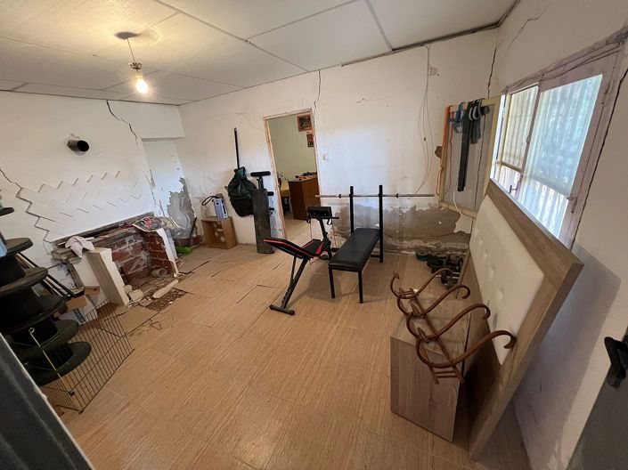 Image No.17-2 Bed Country House for sale