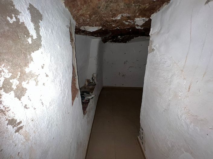 Image No.24-2 Bed Country House for sale