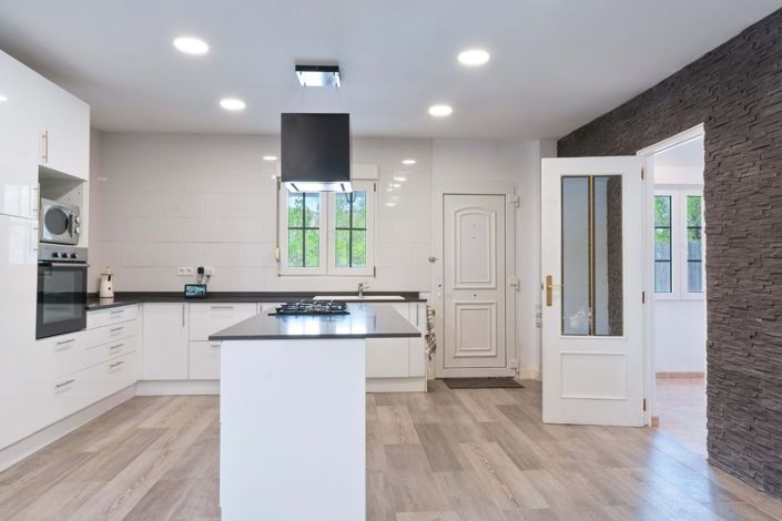 Image No.10-Villa de 9 chambres à vendre à Yecla