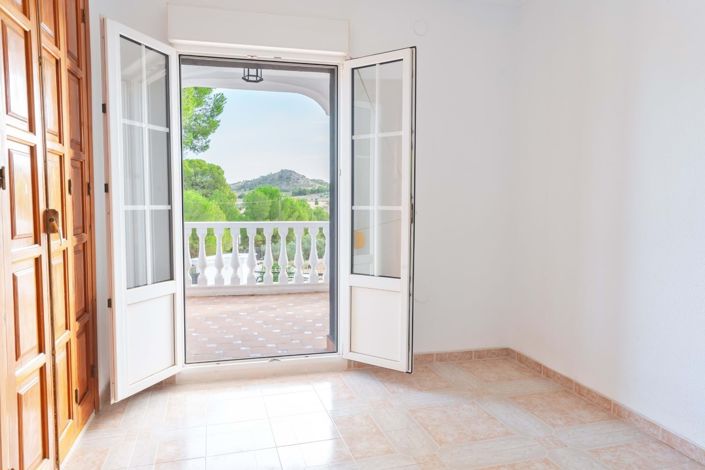 Image No.24-Villa de 9 chambres à vendre à Yecla