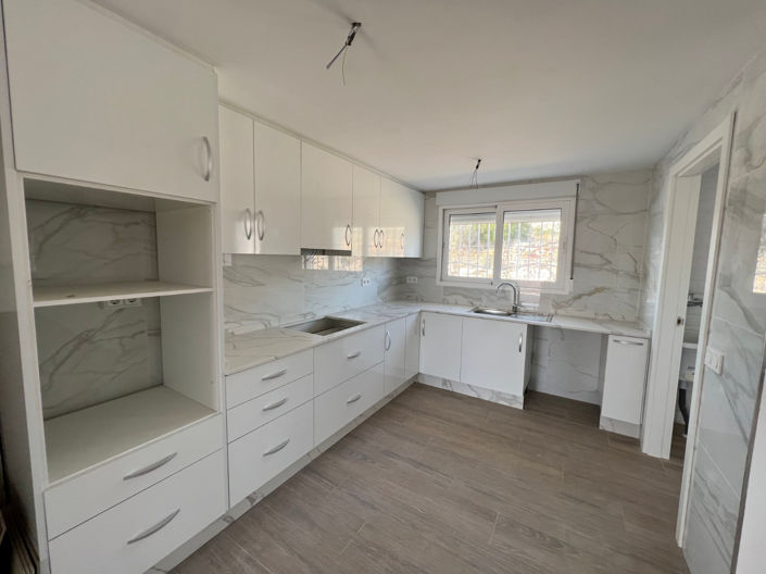 Image No.19-3 Bed Villa for sale