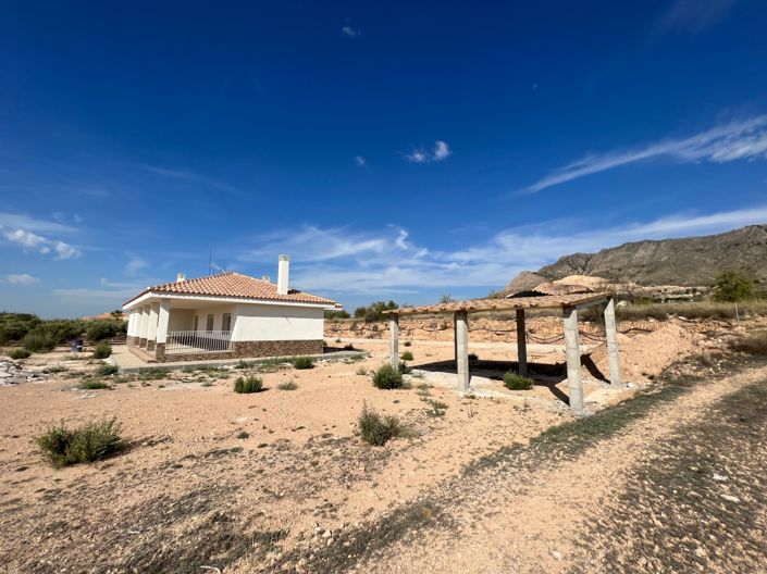 Image No.4-3 Bed Villa for sale